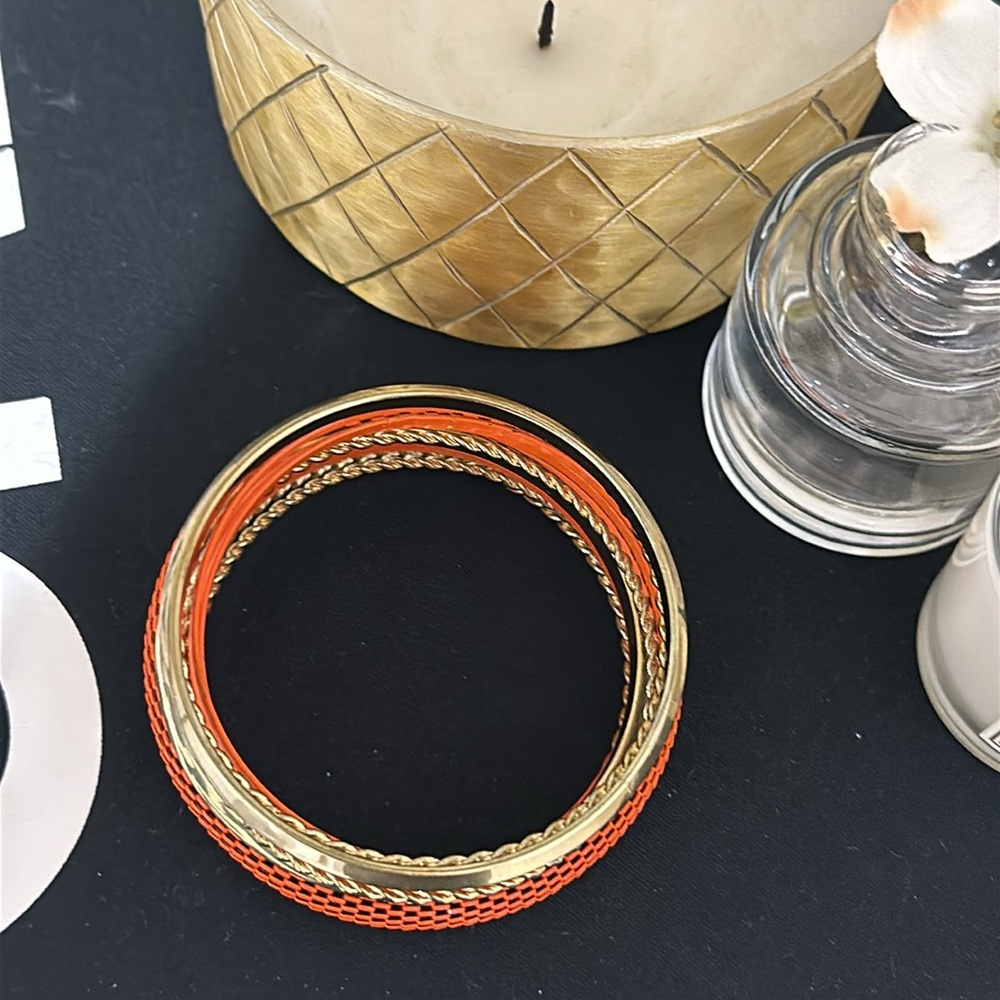 Cache Orange bangle set - Picture 6 of 7